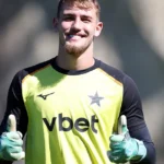 Léo Linck assume titularidade no Botafogo para confronto contra o Santos