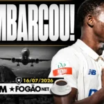 Andrade chega ao Rio para exames no Botafogo; Arthur Cabral vira desfalque no Brasileiro