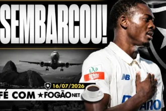 Andrade chega ao Rio para exames no Botafogo; Arthur Cabral vira desfalque no Brasileiro