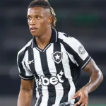 Zenit formaliza proposta de cinco anos para contratar Danilo do Botafogo
