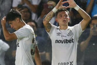 Botafogo e Santos se enfrentam pelo Brasileirão: confira as opções de transmissão
