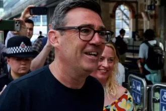 A ascensão de Andy Burnham ao comando do Reino Unido