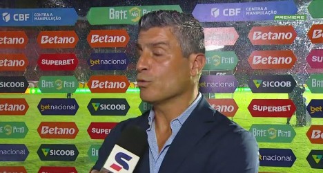 Pedro Emanuel projeta estreia pelo Vasco em duelo decisivo contra o Vitória