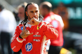 Lewis Hamilton revela melhora de desempenho após abandonar treinos em simulador