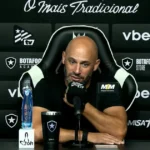 Botafogo vence Santos e Franclim Carvalho exalta brilho de jovens talentos