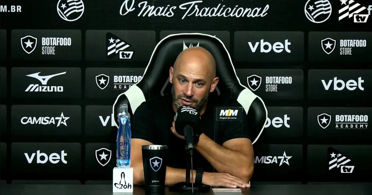 Botafogo vence Santos e Franclim Carvalho exalta brilho de jovens talentos