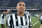 Marçal destaca desempenho de jovens e goleiro Léo Linck após vitória do Botafogo