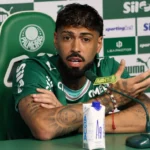 Alexander Barboza projeta titularidade no Palmeiras e destaca competitividade interna