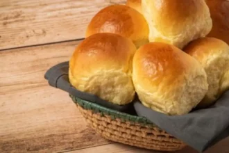 Pão de liquidificador: a receita caseira e prática para um café da manhã nutritivo