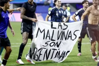 Manifestação sobre Malvinas: Fifa pode punir Argentina e histórico de sanções a atletas