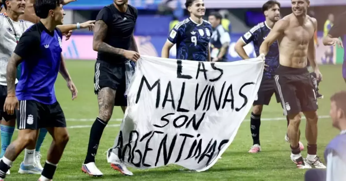 Manifestação sobre Malvinas: Fifa pode punir Argentina e histórico de sanções a atletas