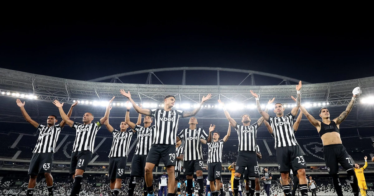 Botafogo supera o Santos no Nilton Santos e ganha fôlego na tabela do Brasileirão