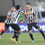 Lucas Emanuel entra para a história do Botafogo com recorde no Brasileirão
