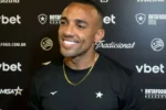 Marçal repercute vitória do Botafogo e compara partida a clássico mundial