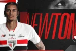 São Paulo oficializa a contratação do volante Newton por 20 milhões de reais