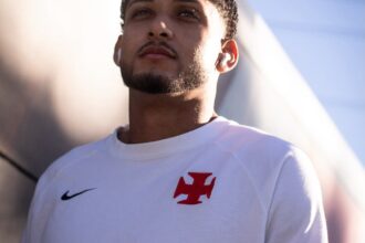 Vasco da Gama sub-20 chega ao estádio Nivaldo Pereira para clássico decisivo