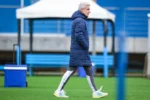 Diretoria do Grêmio mantém Luís Castro no cargo após revés no Brasileirão