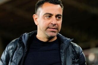 Xavi projeta futuro internacional e busca comando de uma seleção nacional