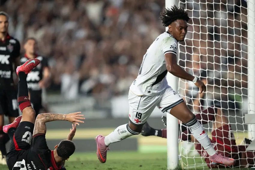 GB atrai olhares do futebol português e Chaves lidera sondagens