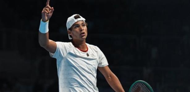 Guto Miguel garante vaga na final do UTS Rio após vitória dramática