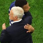 Mbappé se despede de Deschamps e lamenta fim de ciclo na França