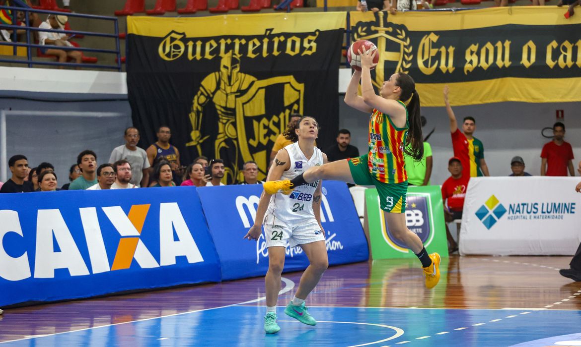Cerrado vence Sampaio Corrêa e leva decisão da vaga na final da LBF para o terceiro jogo