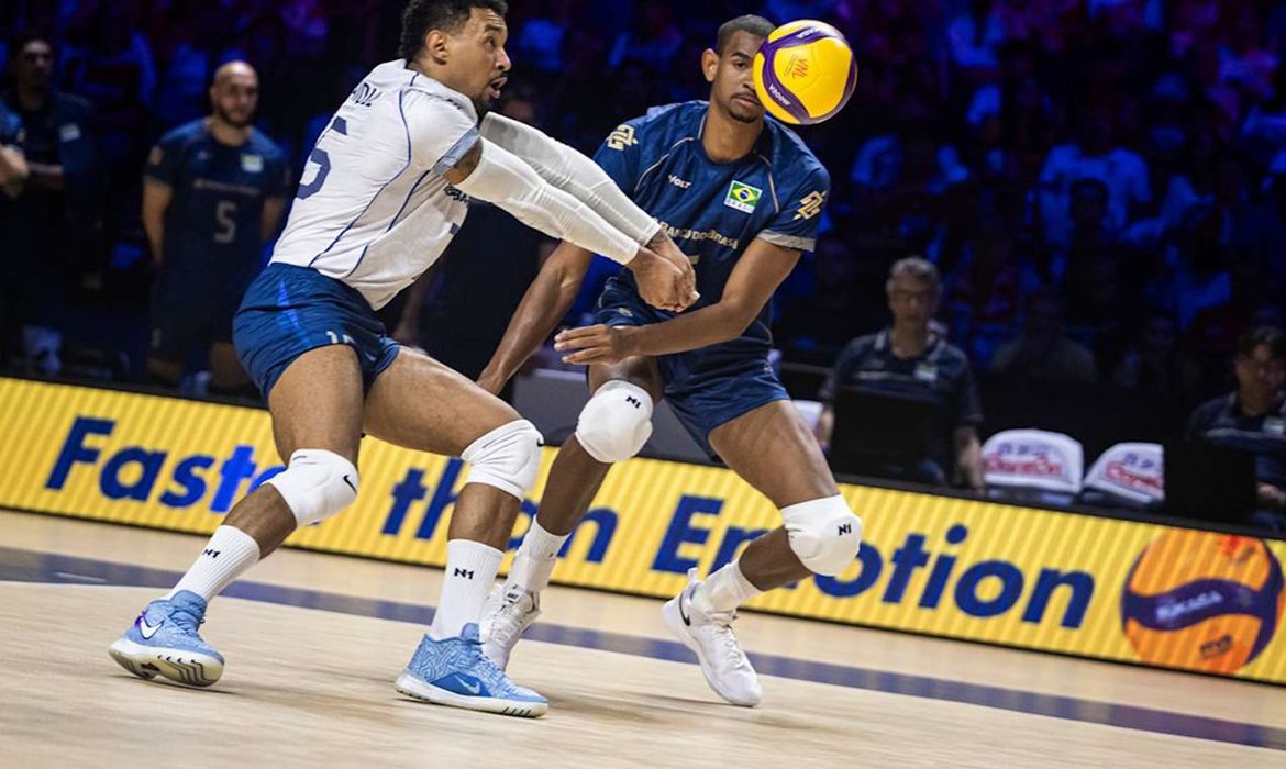 Liga das Nações de vôlei coloca Brasil em situação crítica após derrota