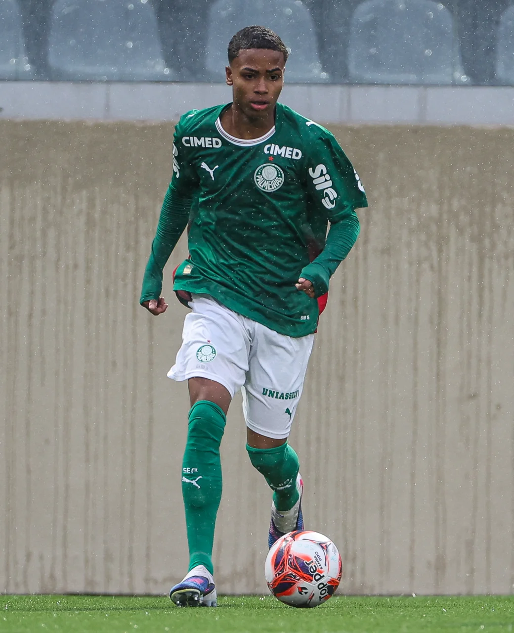 Palmeiras domina União Mogi com goleadas expressivas no Campeonato Paulista