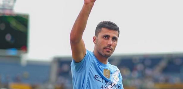 Real Madrid altera estratégia e avalia investida por Rodri