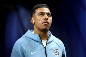 Chelsea vence disputa com Arsenal e encaminha compra de Morgan Rogers por 137 milhões de euros