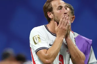 Michael Owen aponta falhas táticas da Inglaterra em derrota para a Argentina