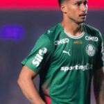 Palmeiras encaminha renovação de Murilo e frustra planos do Vasco