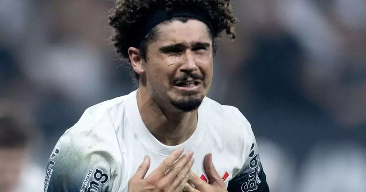 Transferências entre rivais: Santos e Corinthians trocam interesses por zagueiro e goleiro