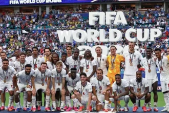 Inglaterra supera França em duelo histórico e garante terceiro lugar na Copa de 2026