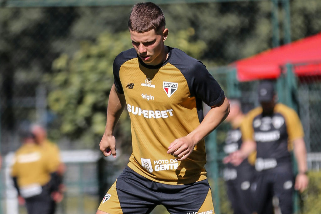 São Paulo intensifica preparação no CT da Barra Funda em busca de evolução