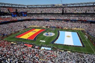 Atraso na final entre Espanha e Argentina reflete cultura de eventos nos Estados Unidos