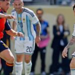 Espanha conquista o bicampeonato mundial e estabelece recorde defensivo histórico