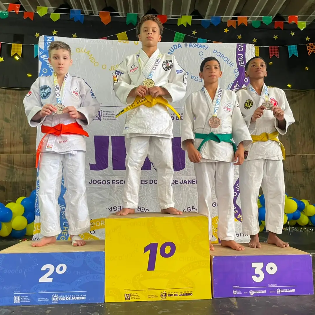Judocas do Vasco conquistam ouro nos Jogos Escolares do Rio de Janeiro