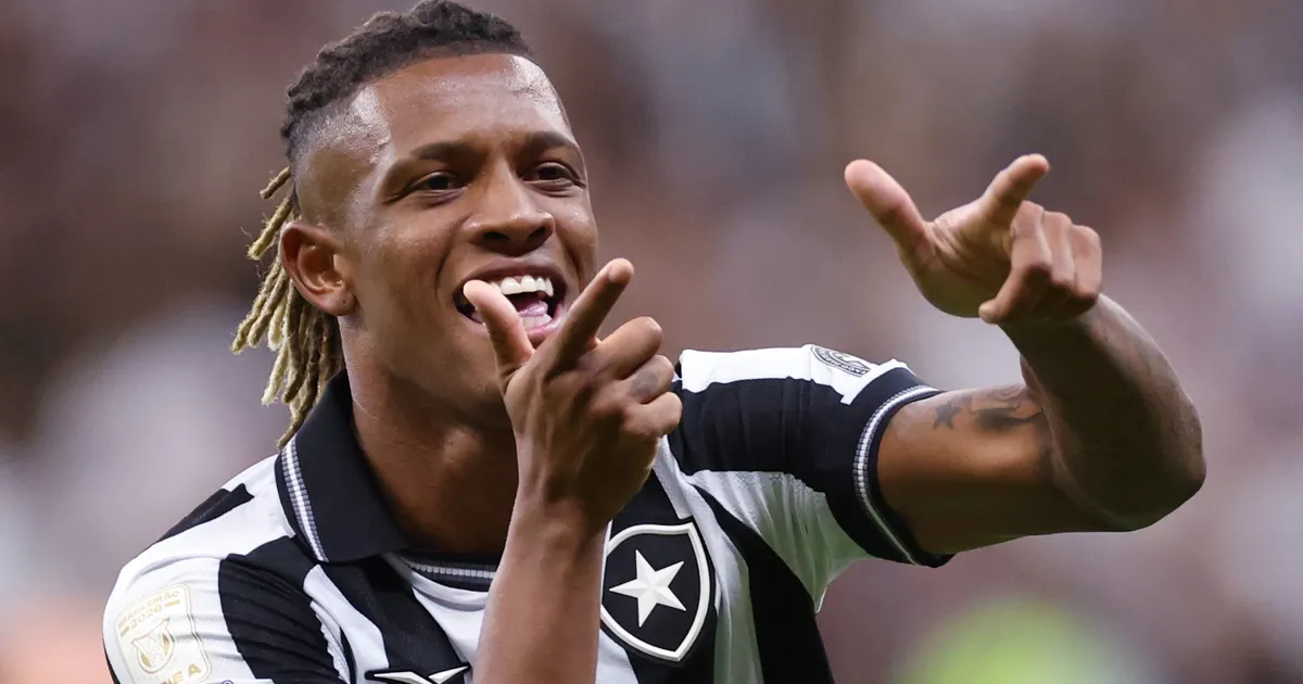 Palmeiras busca alternativas para contratar Danilo junto ao Botafogo