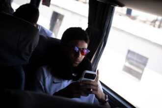 Vasco sub-20 inicia viagem rumo a Santos para compromisso fora de casa