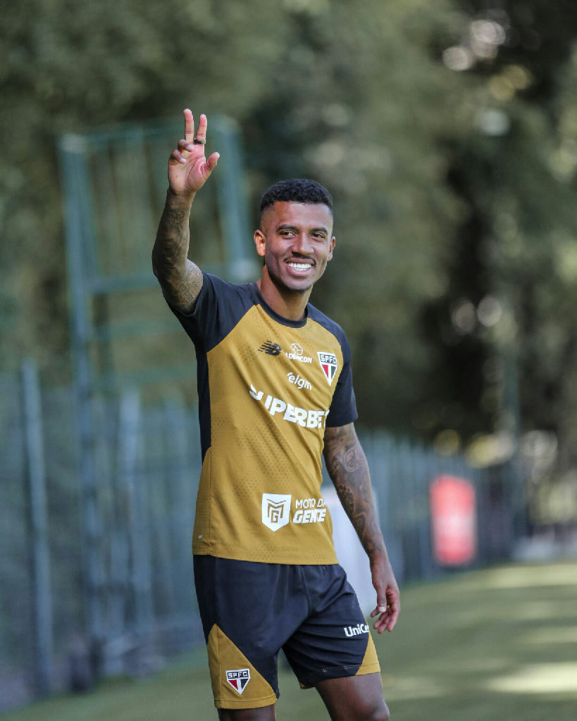 São Paulo intensifica preparação física em treino no CT da Barra Funda
