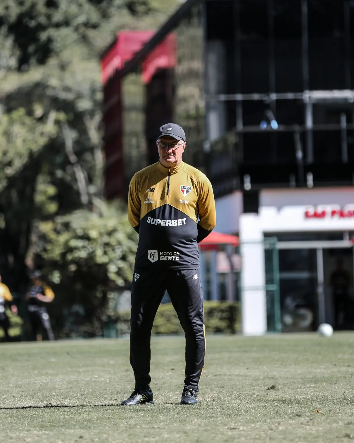 São Paulo intensifica preparação tática para confronto contra o Athletico-pr