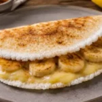 Tapioca com banana e queijo: o preparo gratinado que une sabor e saúde em minutos