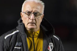 Instabilidade técnica no São Paulo gera críticas sobre falta de planejamento