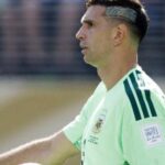 Dibu Martínez avalia futuro na seleção argentina após derrota em final