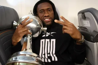 Bastos encaminha rescisão contratual e deixa o Botafogo