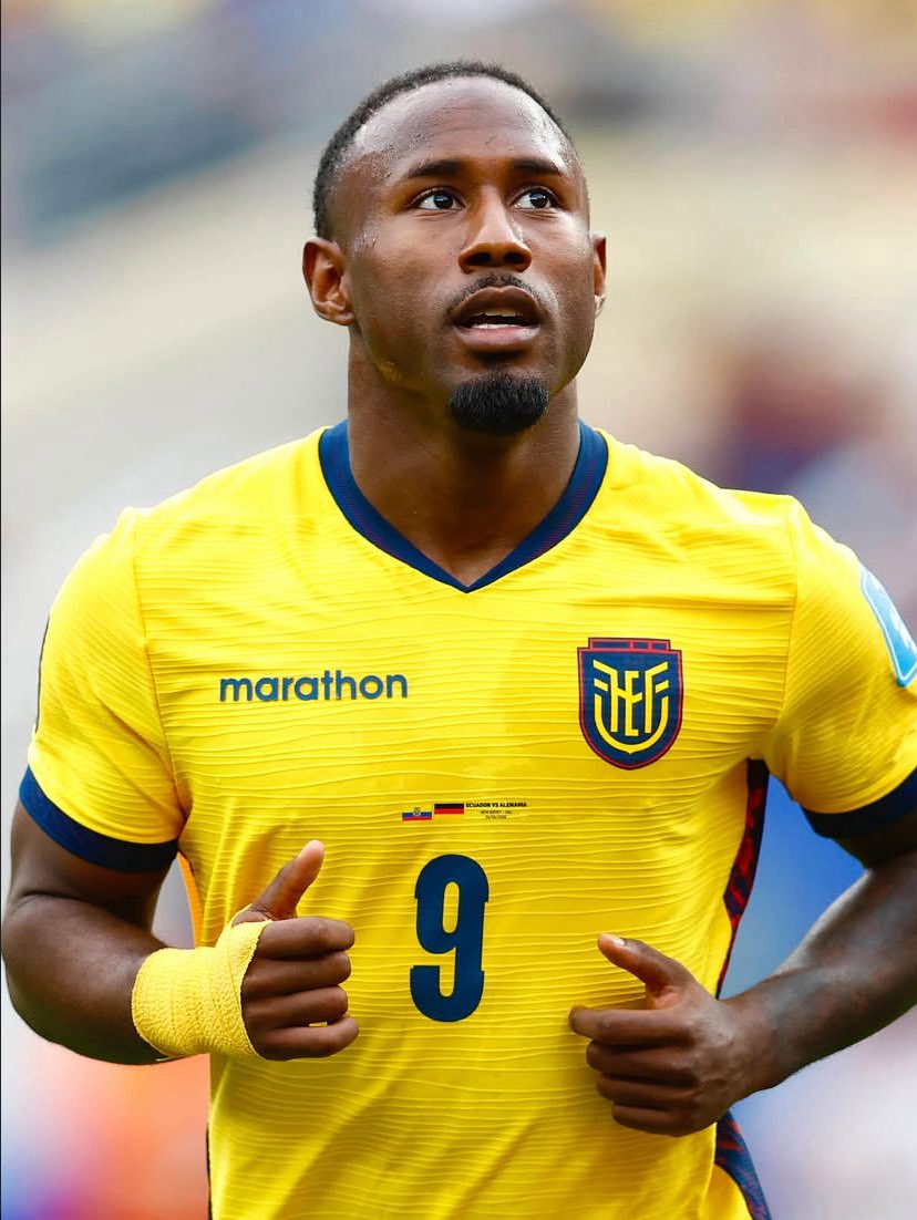 Vasco negocia a contratação do atacante equatoriano John Yeboah