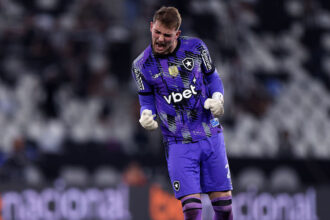 Estrela da Amadora fecha empréstimo de uma temporada com o goleiro Léo Linck do Botafogo