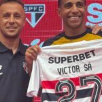 Victor Sá celebra chegada ao São Paulo e se emociona em apresentação oficial