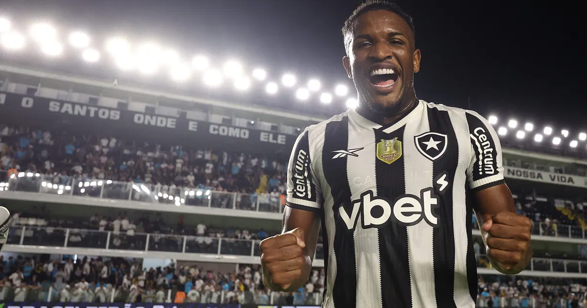 Botafogo encaminha transferência de Elias Manoel para o futebol mexicano